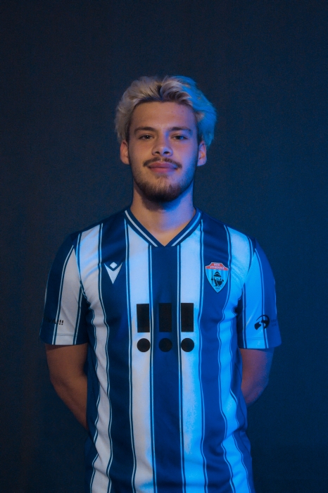 Carlos Lores